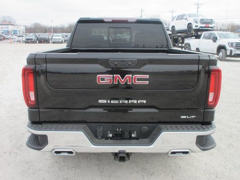 New 2026 GMC Sierra 1500 SLT w/ SLT Convenience Package image 6