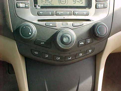 Used 2007 Honda Accord LX image 18