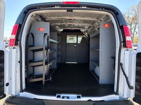 New 2026 Chevrolet Express 2500 Work Van 3D Cargo Van w/ Driver Convenience Package image 12
