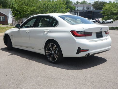 Used 2022 BMW 330e w/ Premium Package RWD image 19