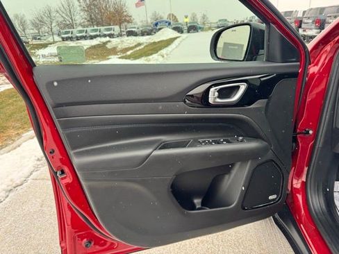 New 2026 Jeep Compass Latitude w/ Sun and Sound Group image 7