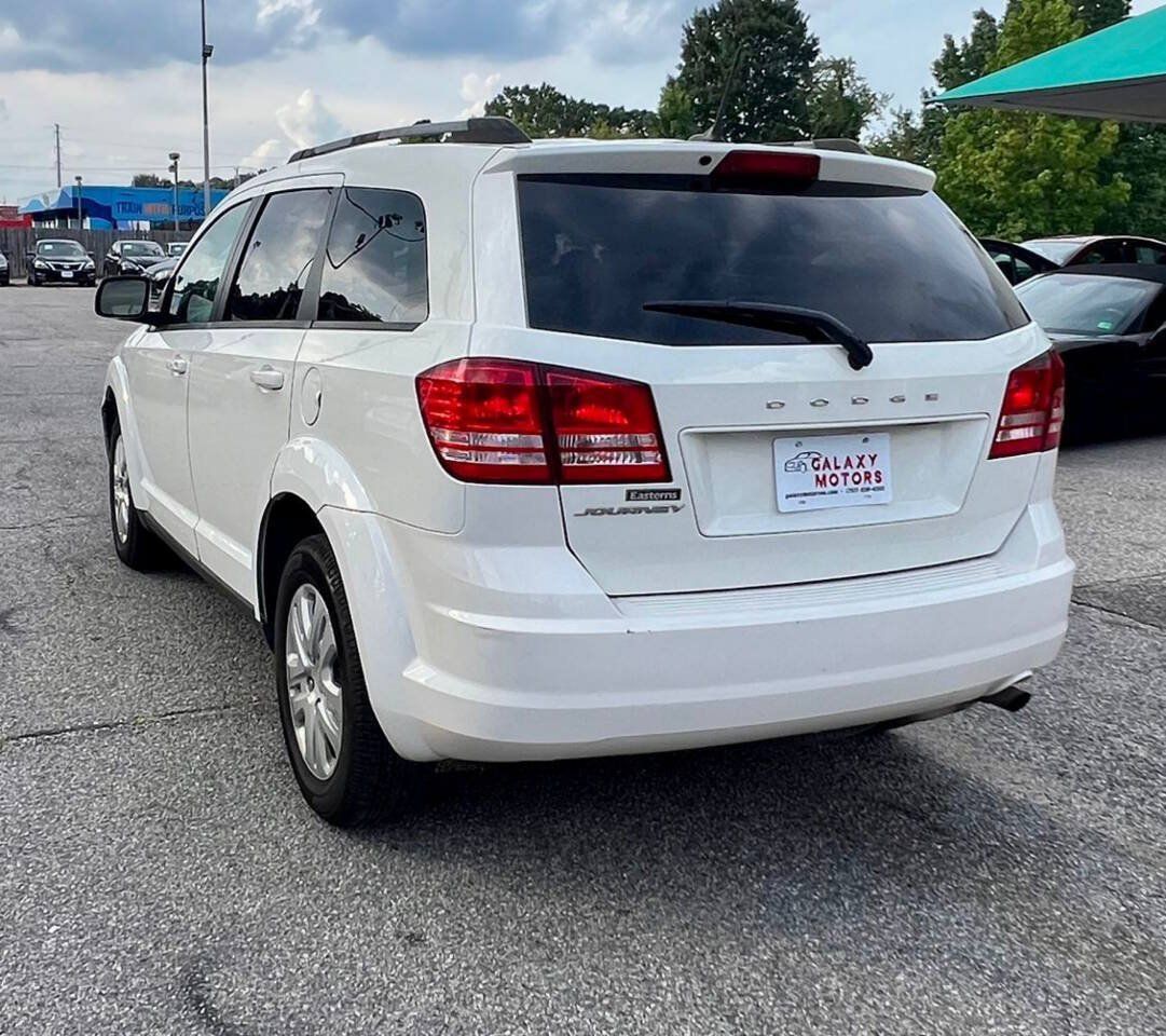 Used 2017 Dodge Journey SE w/ Flexible Seating Group FWD image 8