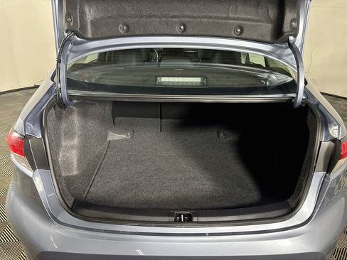 Used 2025 Toyota Corolla LE FWD image 21