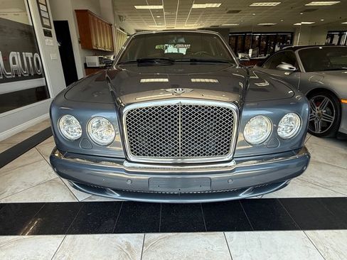 Used 2006 Bentley Arnage R RWD image 3