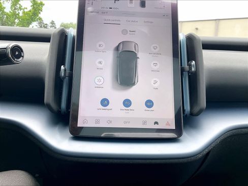 New 2026 Volvo EX30 Plus w/ Protection Package image 21