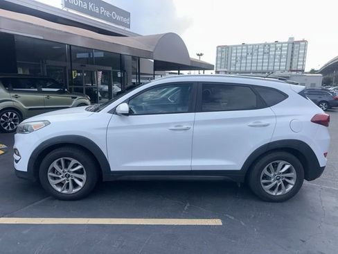 Used 2016 Hyundai Tucson SE w/ Option Group 02 image 2