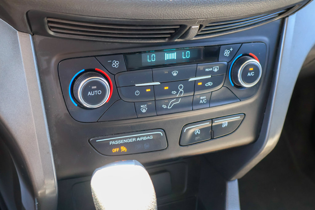 Used 2017 Ford Escape SE FWD image 14