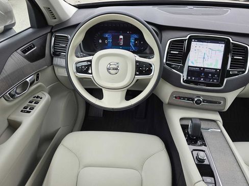 Used 2023 Volvo XC90 B6 Plus w/ Protection Package AWD/4WD image 19