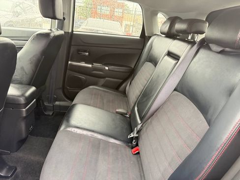 Used 2024 Mitsubishi Outlander Sport SE AWD/4WD image 25