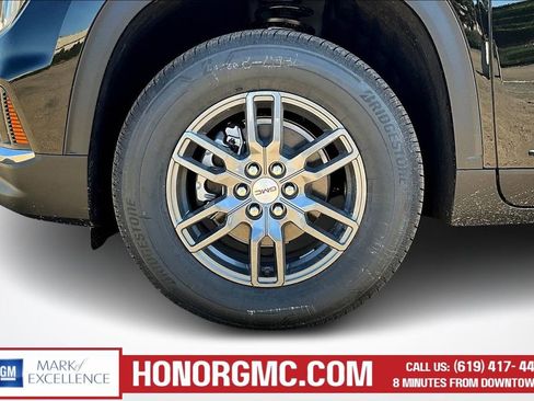 New 2026 GMC Acadia Elevation image 13