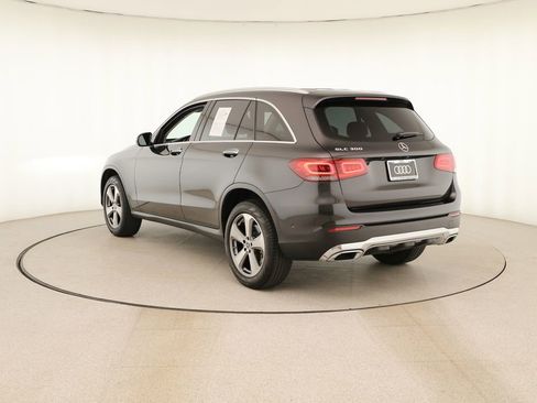 Used 2022 Mercedes-Benz GLC 300 GLC 300 image 4