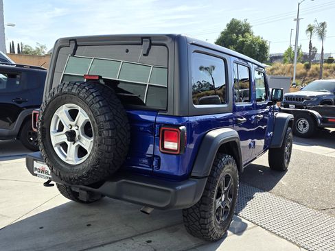 Used 2018 Jeep Wrangler Unlimited Sport AWD/4WD image 5