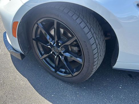 Used 2017 MAZDA MX-5 Miata RF Grand Touring RWD image 5