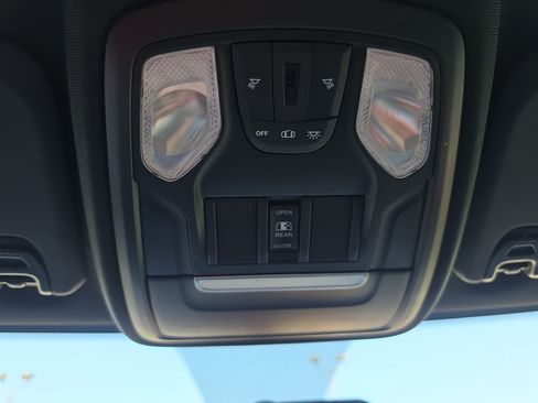 Used 2021 RAM 2500 Tradesman AWD/4WD image 32