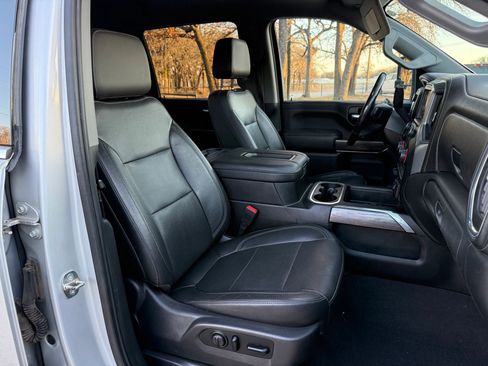 Used 2020 Chevrolet Silverado 2500 LTZ w/ LTZ Convenience Package image 14