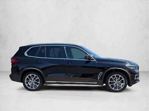 Used 2023 BMW X5 xDrive40i w/ Premium Package AWD/4WD image 4