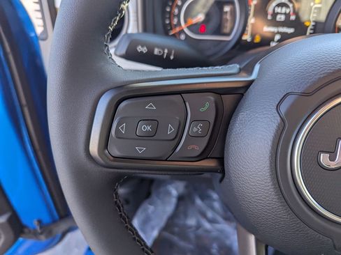 New 2026 Jeep Gladiator Sport image 11