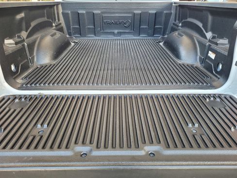 Used 2022 RAM 1500 Big Horn AWD/4WD image 7