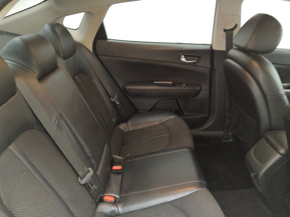Used 2020 Kia Optima S FWD image 19
