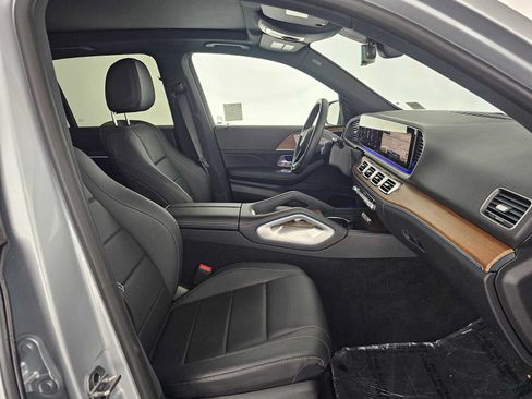 Certified 2025 Mercedes-Benz GLE 450 4MATIC image 10