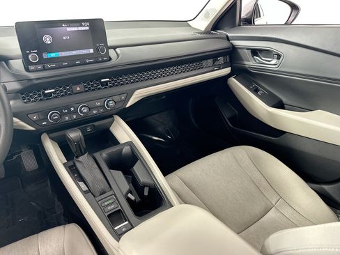 Used 2023 Honda Accord EX image 22