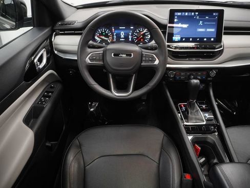 Used 2023 Jeep Compass Limited w/ Sun and Sound Group image 22