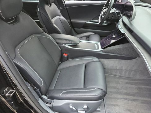 Used 2024 Lucid Air Touring AWD/4WD image 30
