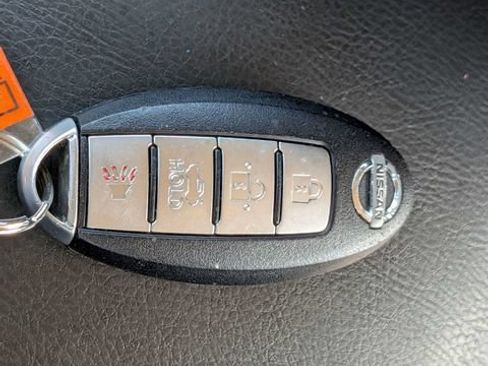 Used 2017 Nissan Sentra SV w/ Style Package FWD image 28