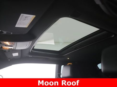 Used 2021 Dodge Challenger R/T Scat Pack w/ Shaker Package RWD image 19