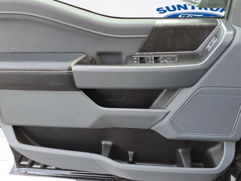 Used 2022 Ford F150 XLT w/ Equipment Group 302A High image 16