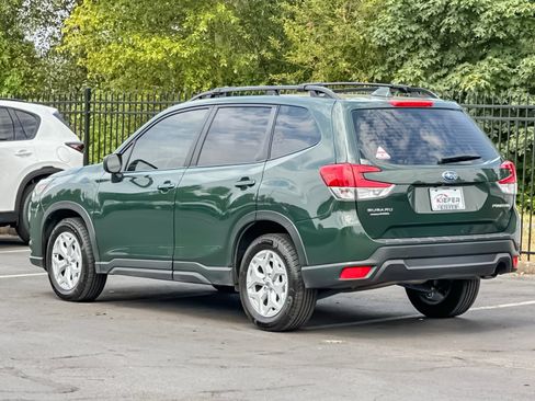 Used 2022 Subaru Forester AWD/4WD image 6