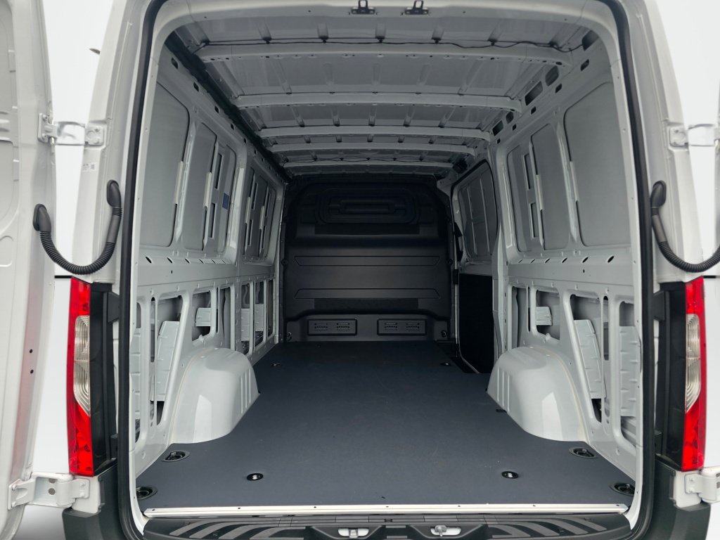 New 2026 Mercedes-Benz Sprinter 2500 image 14