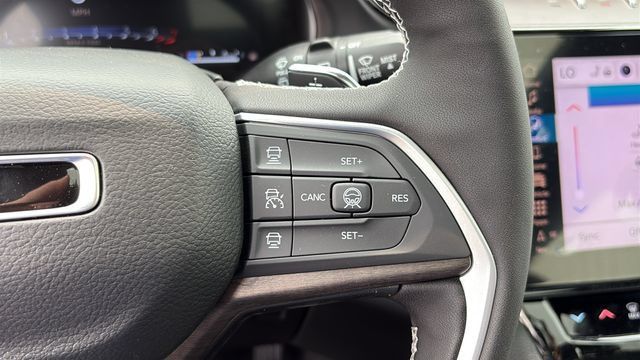 New 2026 Jeep Grand Cherokee L Limited w/ Limited Altitude Package AWD/4WD image 14