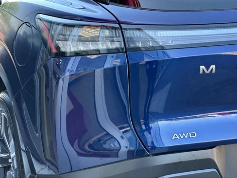Certified 2025 Nissan Murano SL AWD/4WD image 25