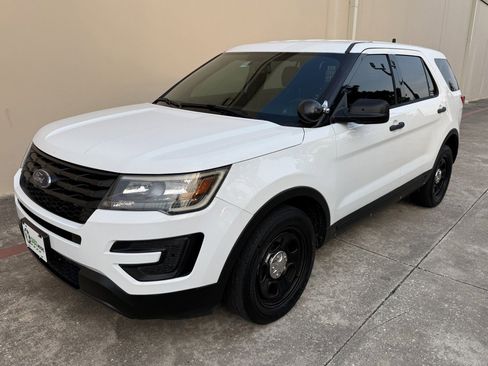 Used 2018 Ford Explorer 4WD Police Interceptor image 7