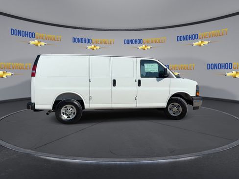New 2025 Chevrolet Express 2500 w/ Driver Convenience Package image 12