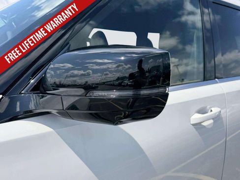 New 2026 Nissan Armada SL w/ Captain's Chari Seat Package AWD/4WD image 18