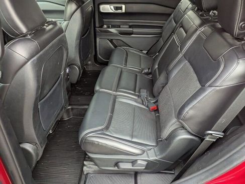 Used 2020 Ford Explorer ST w/ ST High-Performance Pack image 15