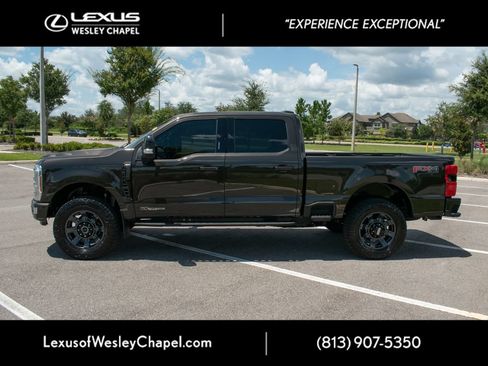 Used 2024 Ford F250 Lariat w/ Lariat Ultimate Package AWD/4WD image 8