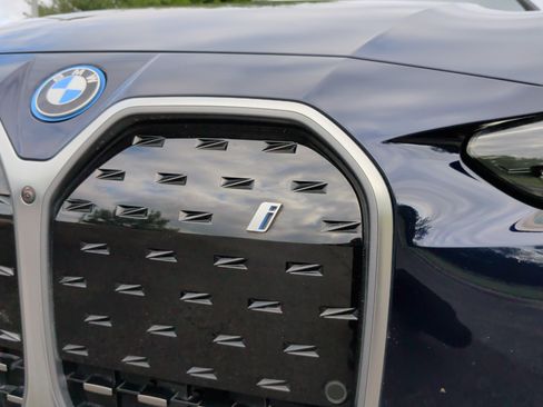 Used 2023 BMW i4 eDrive35 w/ Premium Package RWD image 16