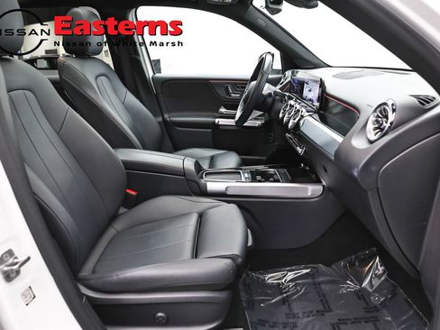 Used 2025 Mercedes-Benz GLB 250 w/ Exclusive Package image 26