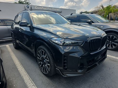 Used 2024 BMW X5 sDrive40i w/ M Sport Package RWD image 1