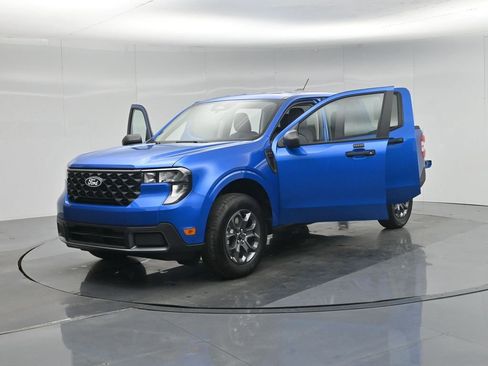 New 2026 Ford Maverick XLT image 32