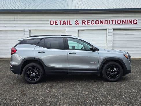 Used 2024 GMC Terrain AT4 w/ Tech Package image 43