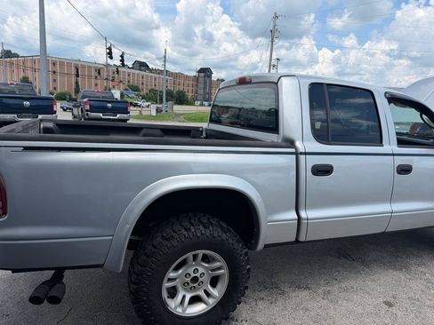 Used 2004 Dodge Dakota SLT w/ PWR Convenience Group AWD/4WD image 4