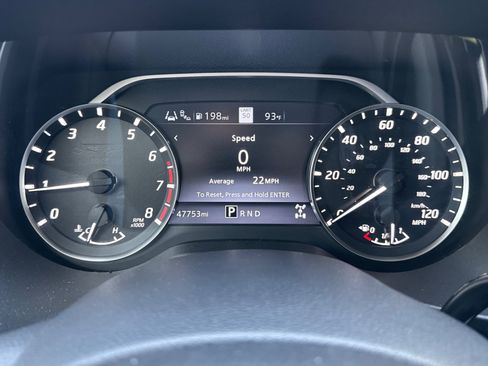 Used 2021 Nissan Titan SV w/ SV Convenience Package AWD/4WD image 7