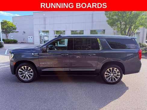 Used 2021 GMC Yukon XL Denali image 4