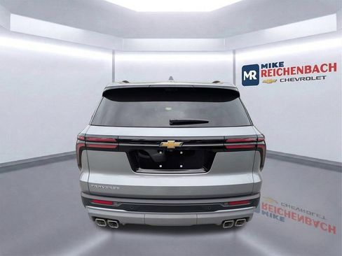 New 2026 Chevrolet Traverse LT w/ Driver Confidence Package FWD image 6