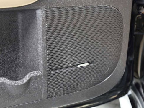 Used 2012 GMC Acadia Denali image 17