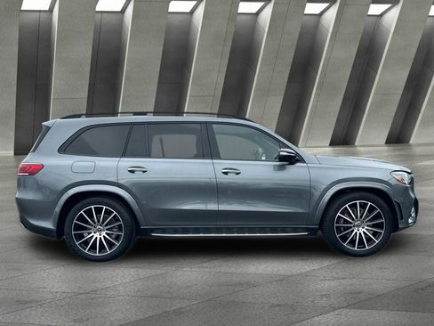 Certified 2022 Mercedes-Benz GLS 450 GLS 450 w/ AMG Line Exterior image 3